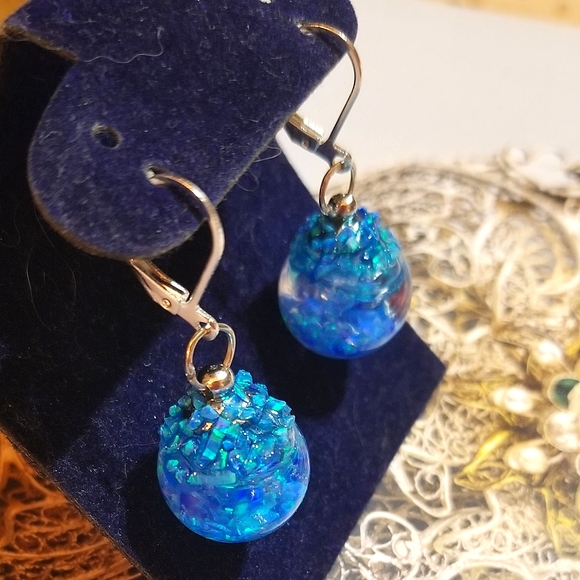 FLOATING OPALS MzMax Resin Designs Earrings - Picture 3 of 8